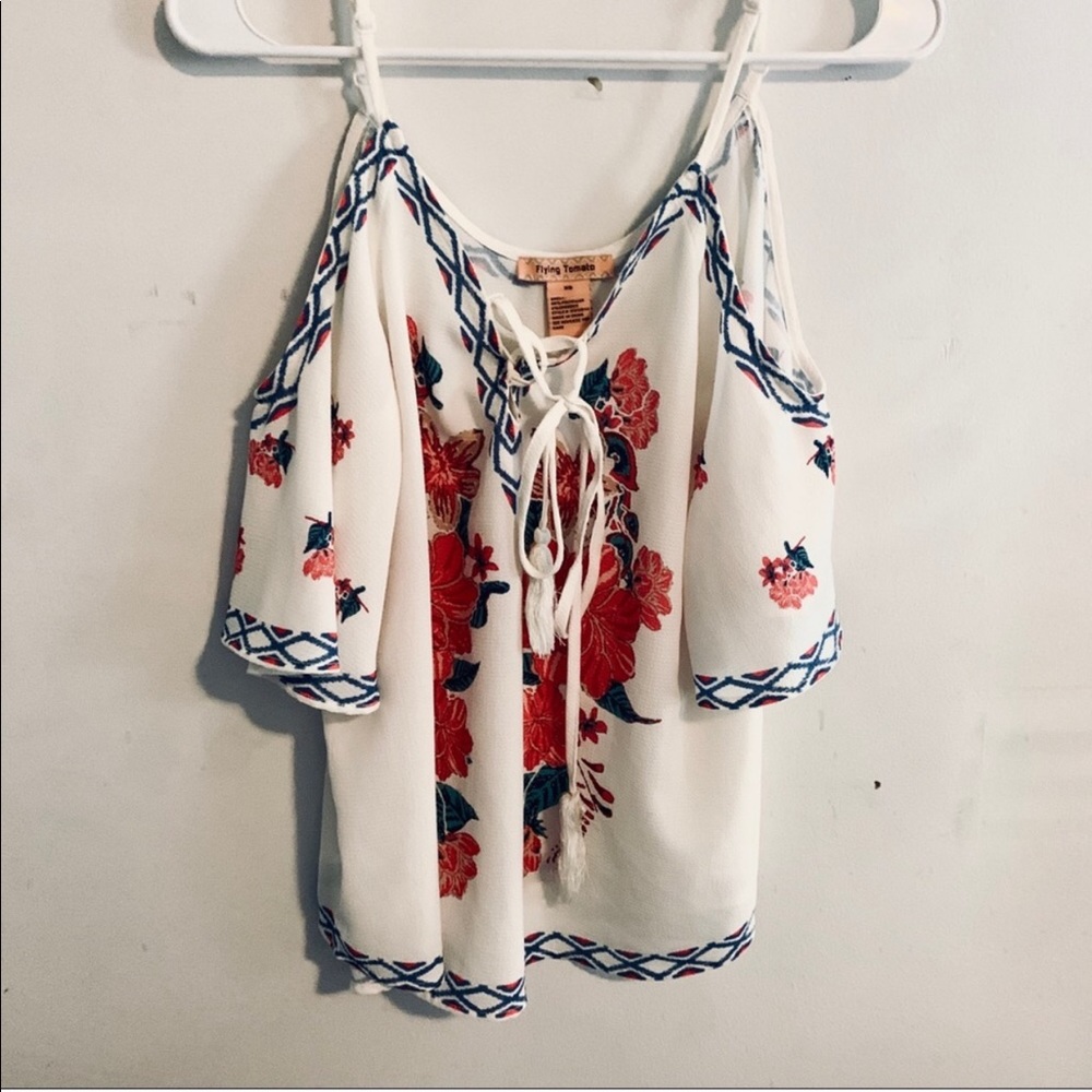 Flying tomato cold shoulder top